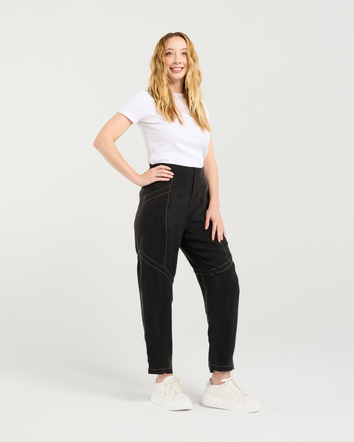 Lilith Pant