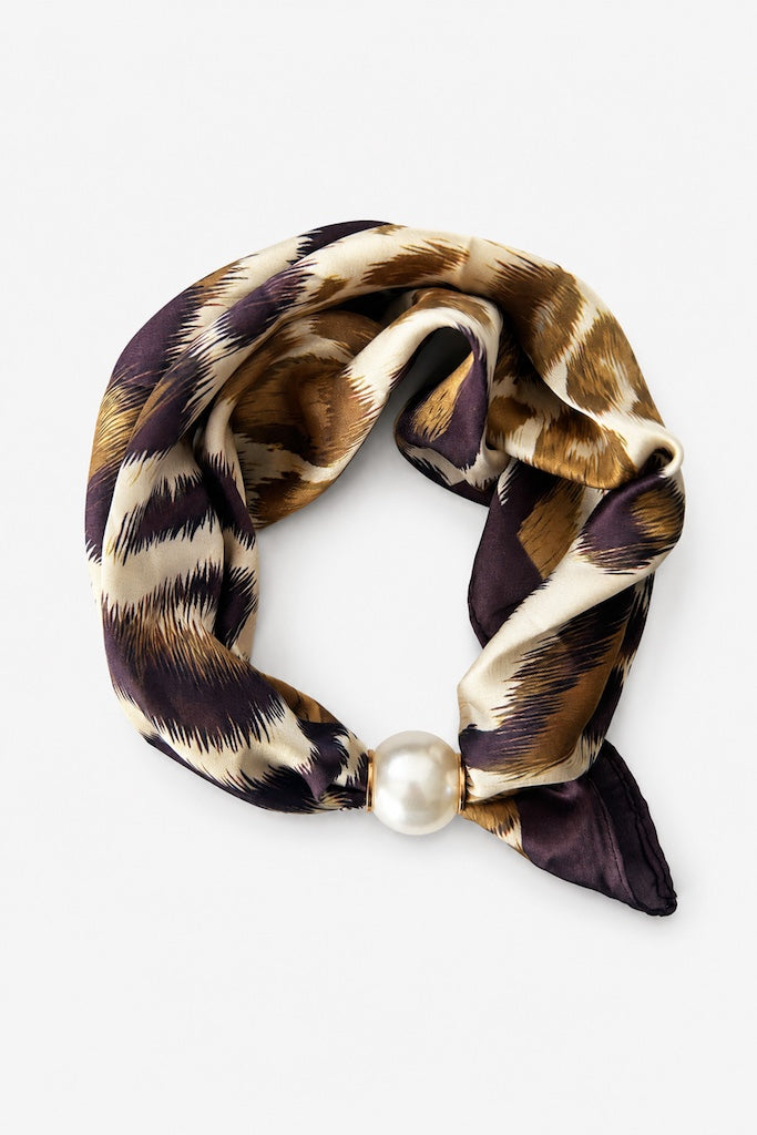Pearl Fasten Bow Scarf |Dessert Fawn