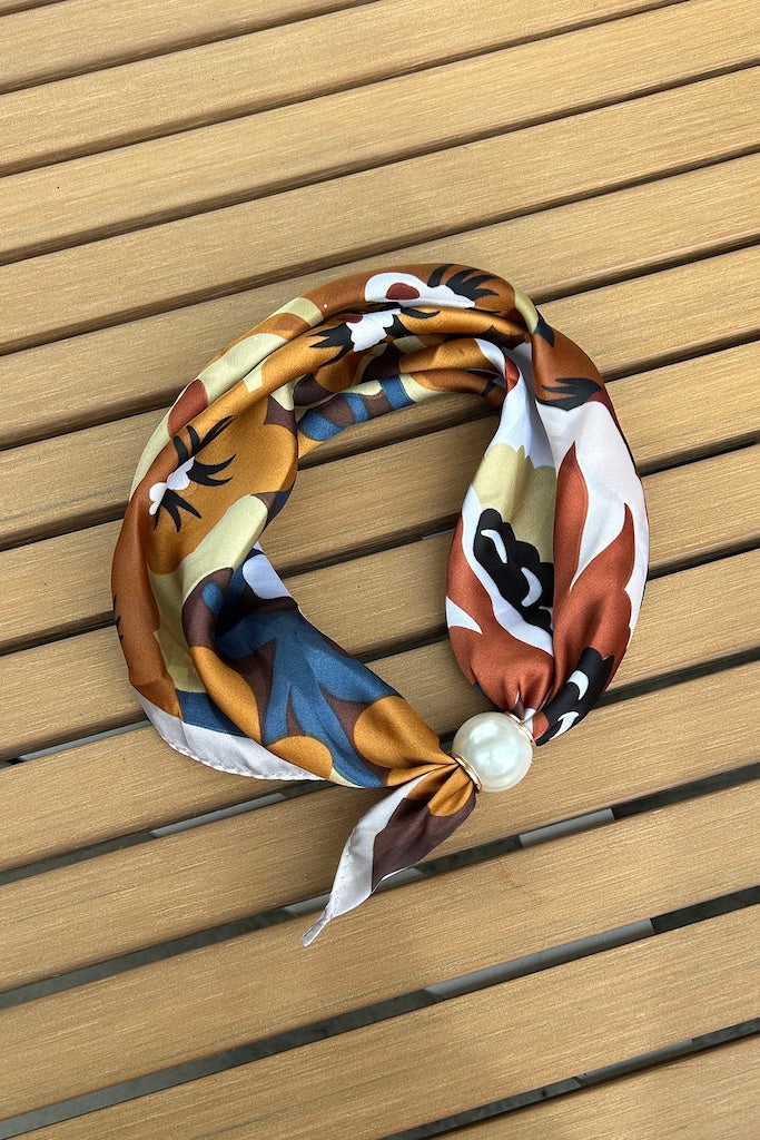 Pearl Fasten Bow Scarf | Prairie