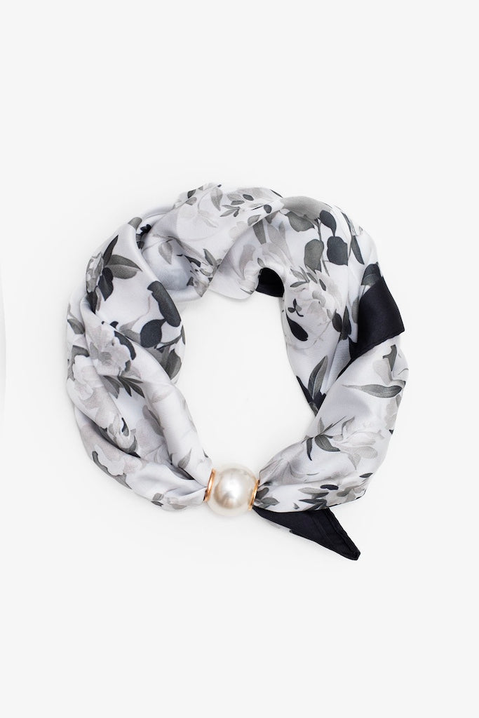 Pearl Fasten Bow Scarf | Whisper