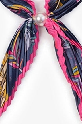 Pleated Pearl Fasten Neck Tie | Feathers