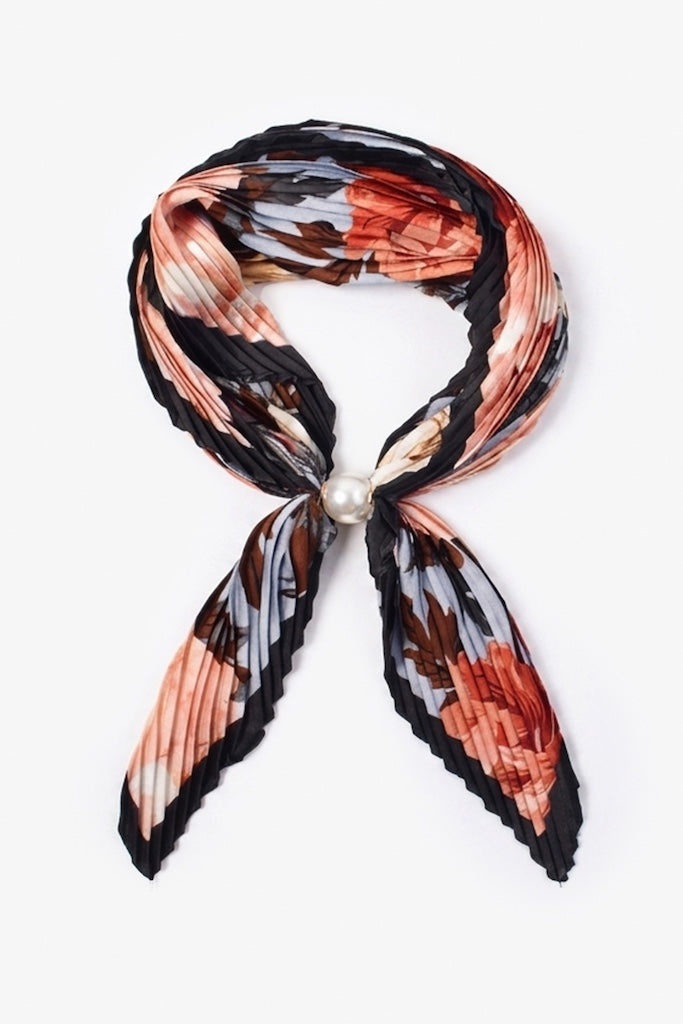 Pleated Pearl Fasten Neck Tie | Jardin