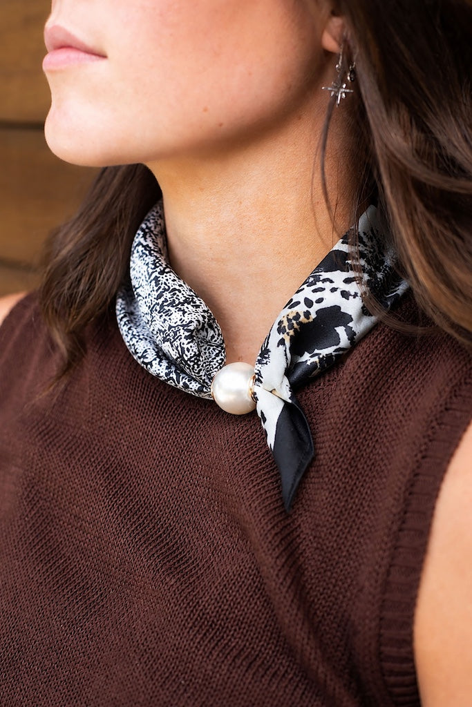 Pearl Fasten Bow Scarf | Inked Garden