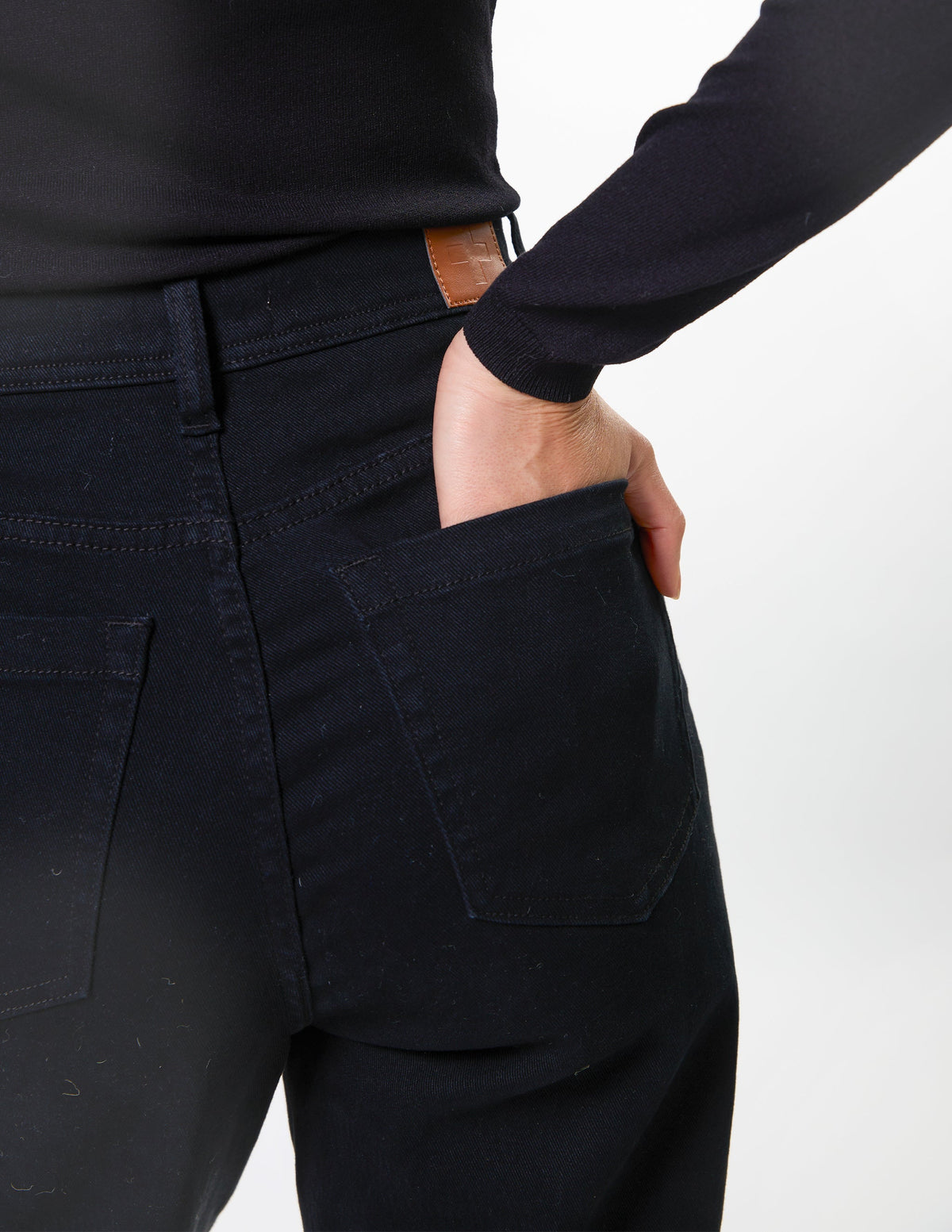 Dina Pant | Black