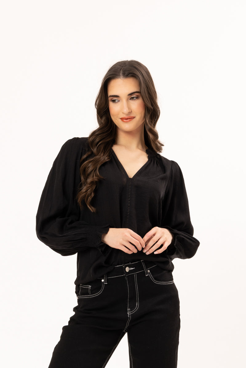 ADDYSON LS TOP | Black