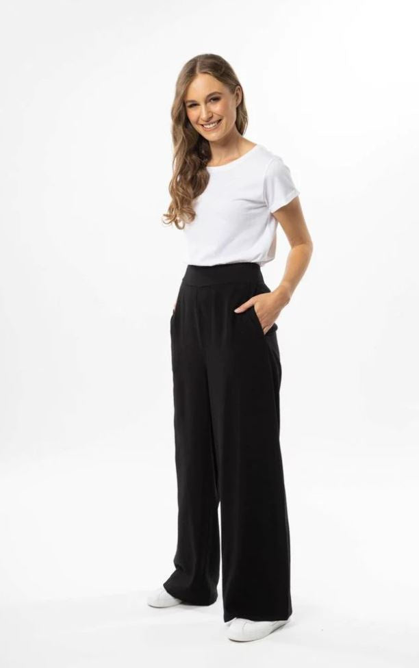 Essential Wide Leg Pant - Black