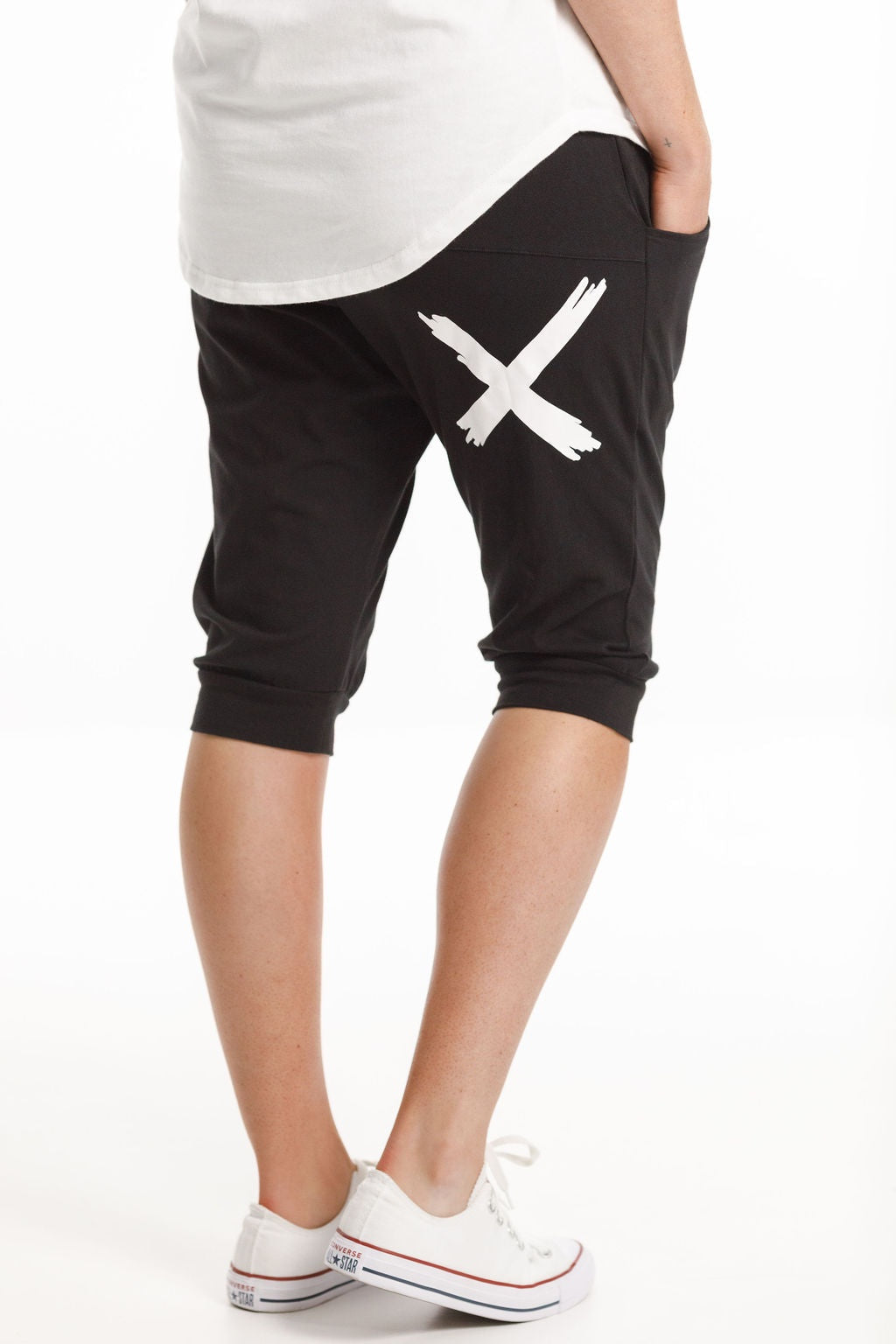 3/4 Apartment Pants - Black with White X