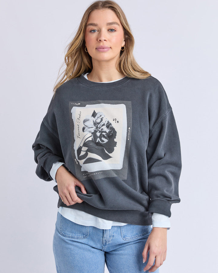 True Bloom Crew | Charcoal